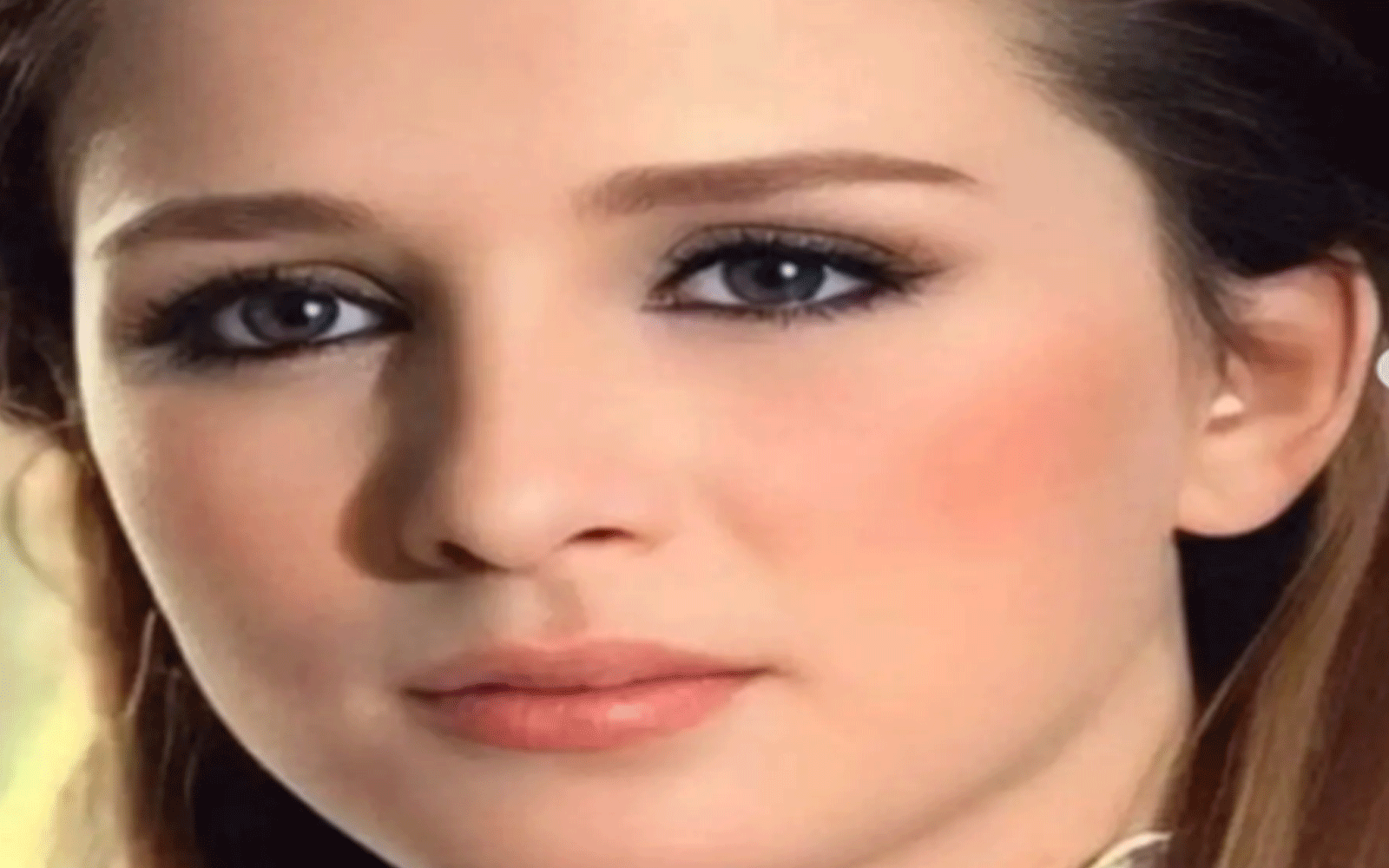 اعمال الفنانة المصرية نجلاء فتحي